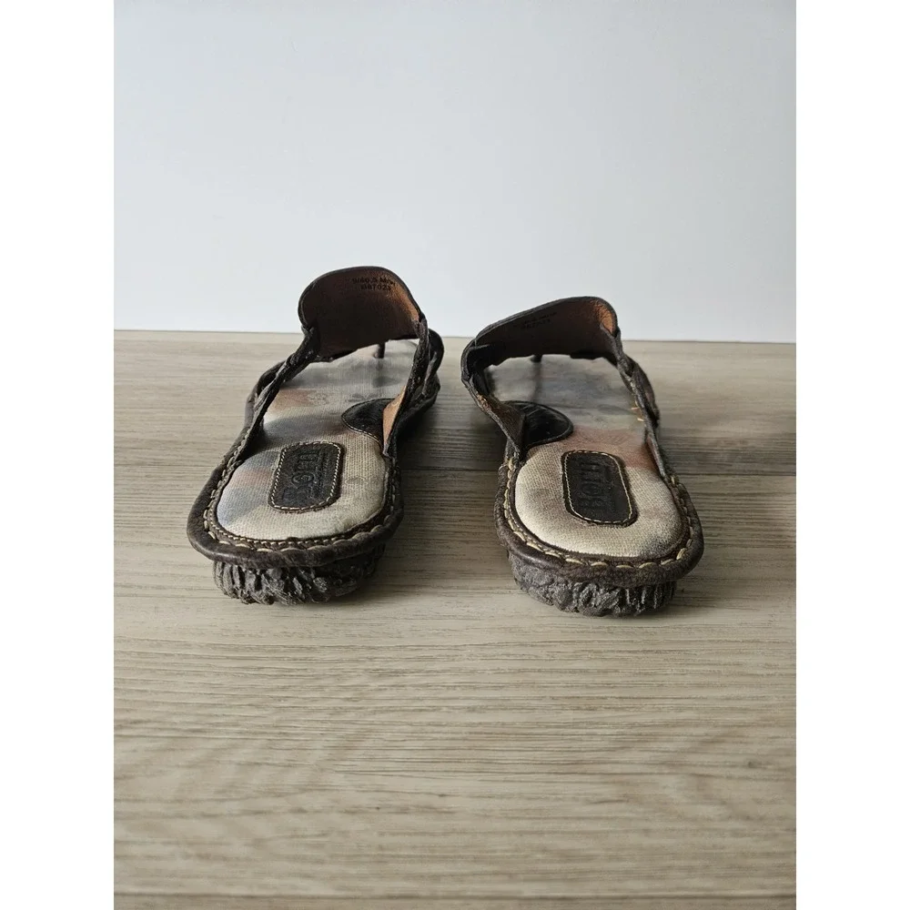BOC Born Concept Leather Thong Sandals Vintage Boho Medallion Floral Insole Mule